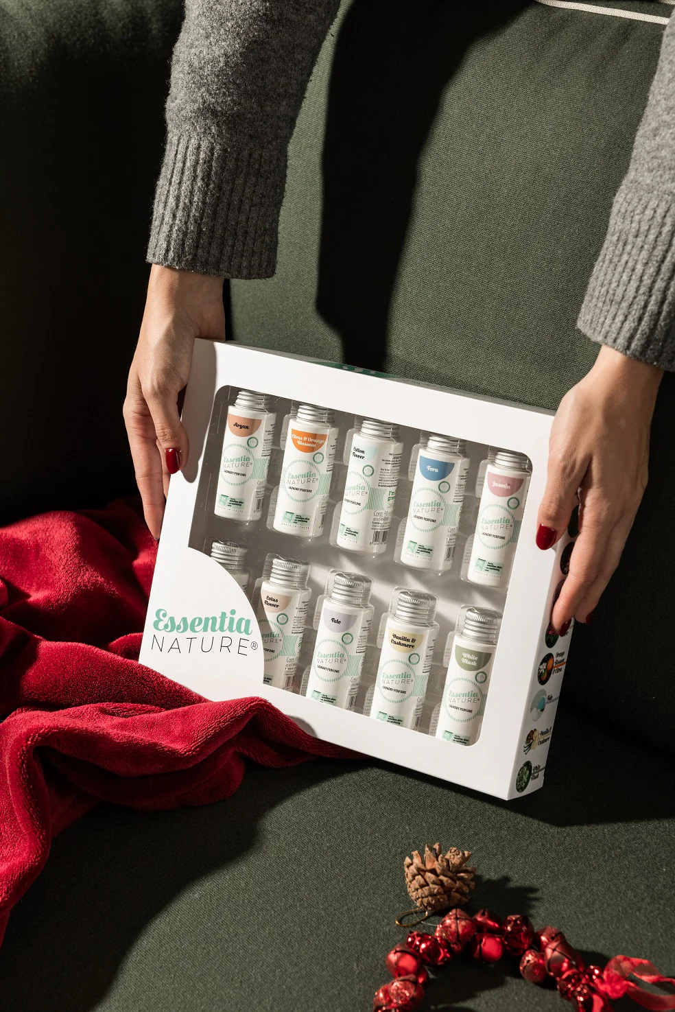 Skalbinių parfumų dovanų rinkinys su 10 kvapų x 50 ml - Image 2