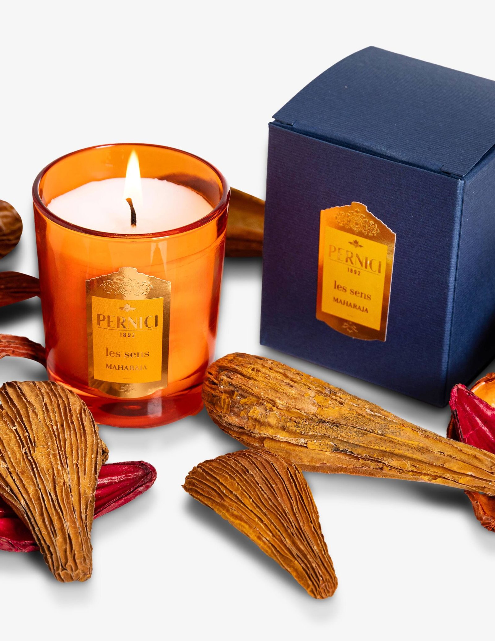 PERNICI rankų darbo 100% sojų vaško kvapni žvakė MAHARAJA 210 gr.